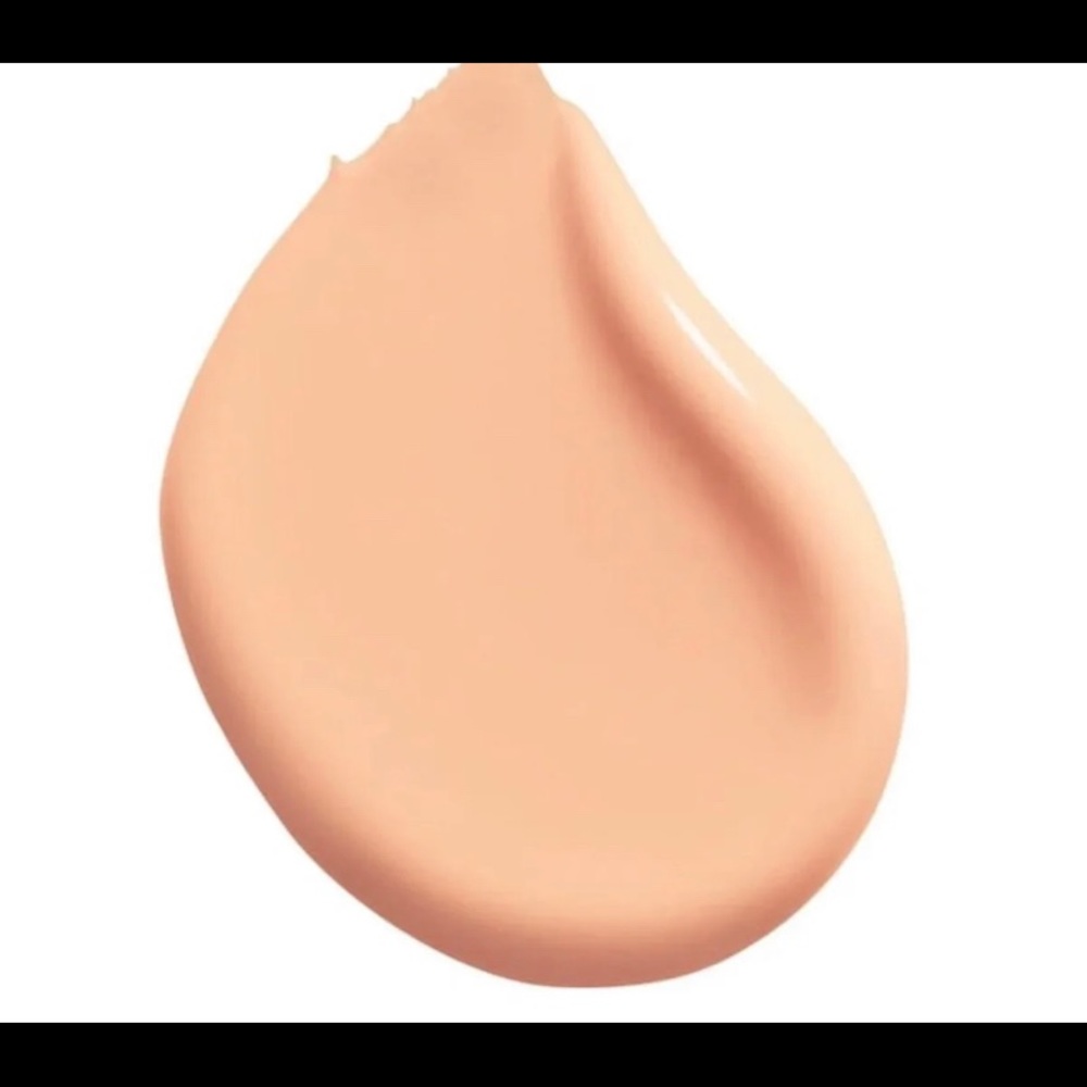 Beauty Blender Foundation - Picture 4 of 10